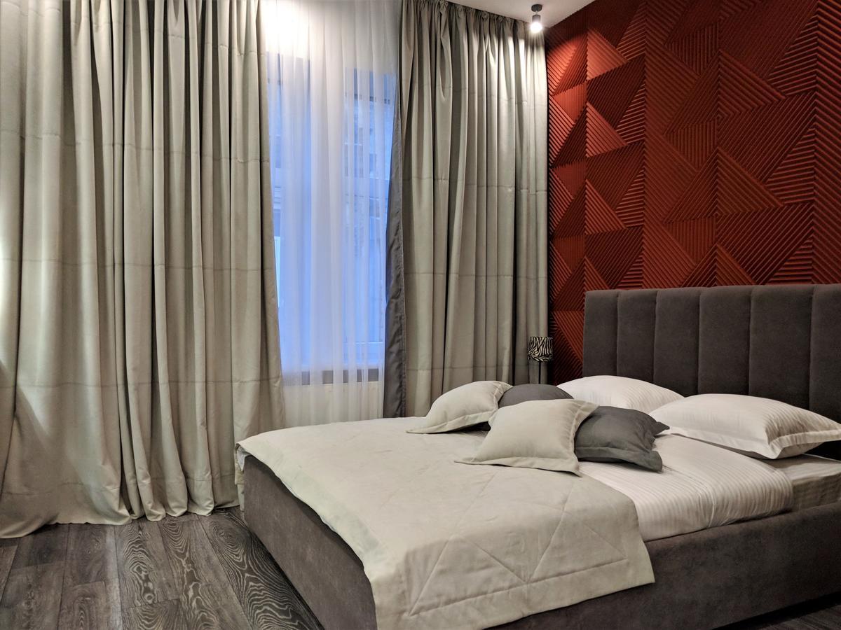 Arkadija - Filatova Apartment ลวีฟ ภายนอก รูปภาพ
